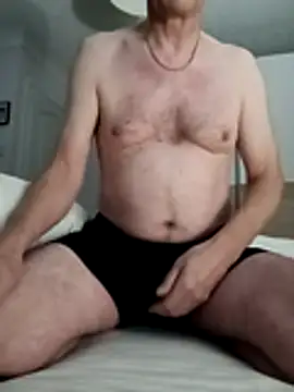 Snapshot of mr_english50 chatting on November 14, 10:46 pm mr english50 online show from November 14, 10:46 pm