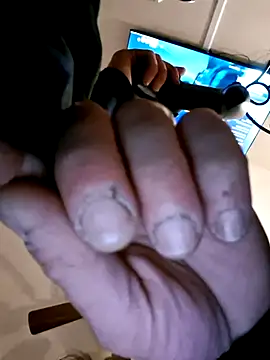 Snapshot of ryan100craige chatting on February 21, 3:52 am ryan100craige online show from February 21, 3:52 am