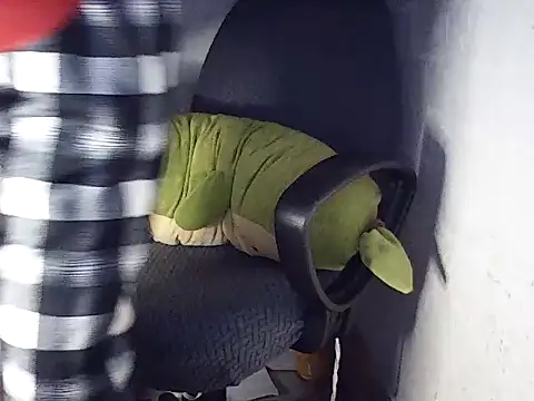 Haralushiaaax online show from December 16, 1:21 am