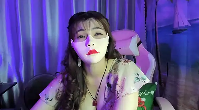 Sugar lipsz online show from March 18, 3:56 am