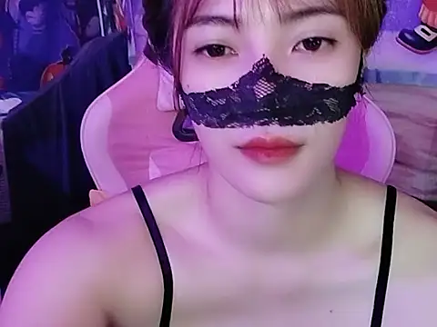 Sugar lipsz online show from December 28, 12:56 pm