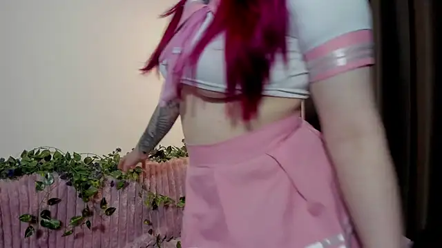 Snapshot of vergillhell chatting on December 3, 8:14 am vergillhell online show from December 3, 8:14 am