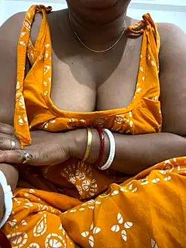 Snapshot of Nancy-22 chatting on November 20, 12:06 pm Nancy-22 online show from November 20, 12:06 pm