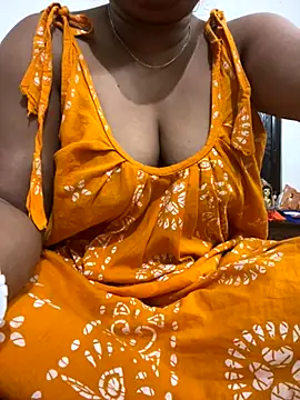 Snapshot of Nancy-22 chatting on November 29, 1:33 pm Nancy-22 online show from November 29, 1:33 pm