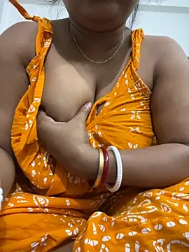 Snapshot of Nancy-22 chatting on November 13, 6:01 pm Nancy-22 online show from November 13, 6:01 pm