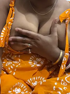 Snapshot of Nancy-22 chatting on November 5, 2:20 pm Nancy-22 online show from November 5, 2:20 pm