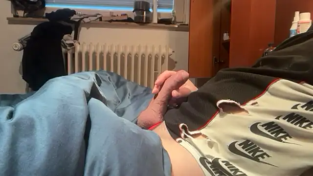 Geilerjung69 online show from March 13, 5:56 am