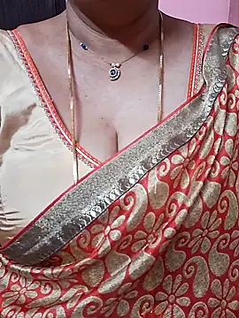 Snapshot of ananya956 chatting on May 5, 7:17 pm ananya956 online show from May 5, 7:17 pm
