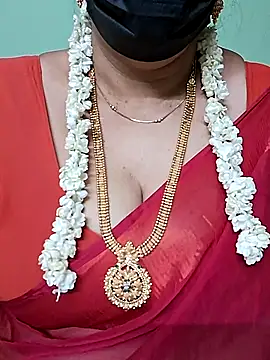 Snapshot of ananya956 chatting on March 17, 9:57 pm ananya956 online show from March 17, 9:57 pm