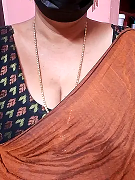 Snapshot of ananya956 chatting on October 5, 9:05 pm ananya956 online show from October 5, 9:05 pm