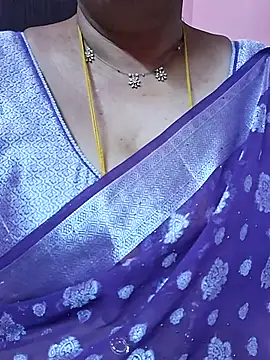 Snapshot of ananya956 chatting on July 4, 3:05 pm ananya956 online show from July 4, 3:05 pm