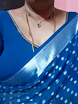 Snapshot of ananya956 chatting on May 21, 2:25 pm ananya956 online show from May 21, 2:25 pm