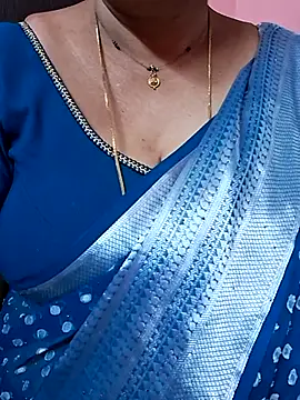 ananya956 online show from April 13, 5:00 am