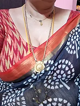 Snapshot of ananya956 chatting on April 19, 1:17 am ananya956 online show from April 19, 1:17 am