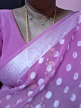 Snapshot of ananya956 chatting on June 22, 3:01 am ananya956 online show from June 22, 3:01 am
