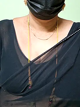 Snapshot of ananya956 chatting on March 22, 11:42 pm ananya956 online show from March 22, 11:42 pm