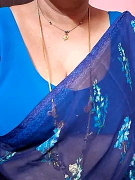 Snapshot of ananya956 chatting on April 26, 11:46 pm ananya956 online show from April 26, 11:46 pm