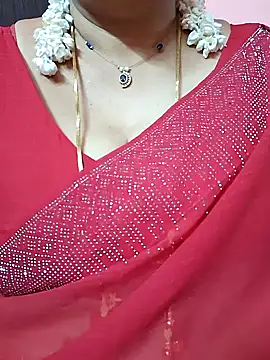 Snapshot of ananya956 chatting on May 24, 3:01 pm ananya956 online show from May 24, 3:01 pm
