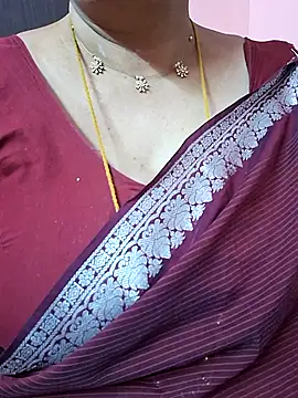 Snapshot of ananya956 chatting on June 12, 2:15 pm ananya956 online show from June 12, 2:15 pm