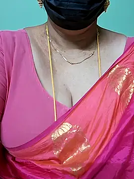 Snapshot of ananya956 chatting on March 20, 3:47 pm ananya956 online show from March 20, 3:47 pm