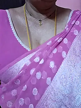 Snapshot of ananya956 chatting on April 20, 12:24 am ananya956 online show from April 20, 12:24 am