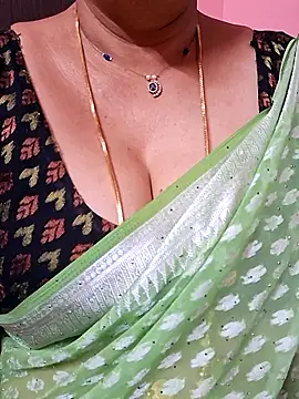 Snapshot of ananya956 chatting on May 15, 12:52 am ananya956 online show from May 15, 12:52 am