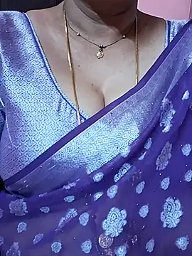 Snapshot of ananya956 chatting on April 26, 11:40 am ananya956 online show from April 26, 11:40 am
