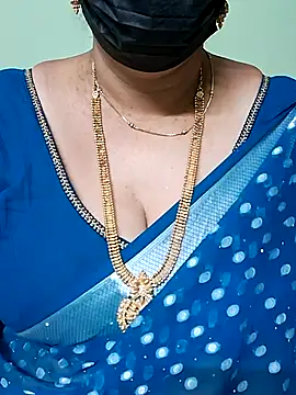 Snapshot of ananya956 chatting on March 21, 11:45 pm ananya956 online show from March 21, 11:45 pm