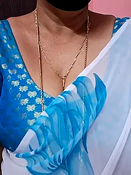 ananya956 online show from December 18, 5:06 pm