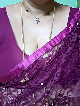 Snapshot of ananya956 chatting on May 16, 10:53 pm ananya956 online show from May 16, 10:53 pm