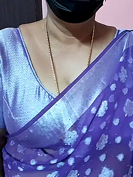 Snapshot of ananya956 chatting on September 17, 11:40 pm ananya956 online show from September 17, 11:40 pm