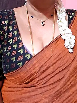Snapshot of ananya956 chatting on May 9, 3:48 pm ananya956 online show from May 9, 3:48 pm