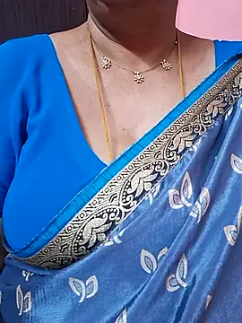 Snapshot of ananya956 chatting on June 11, 7:27 am ananya956 online show from June 11, 7:27 am