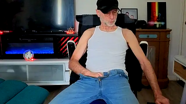 Towndude123 online show from May 7, 3:26 pm