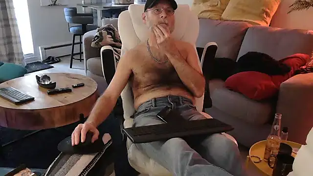 Towndude123 online show from February 5, 8:57 pm