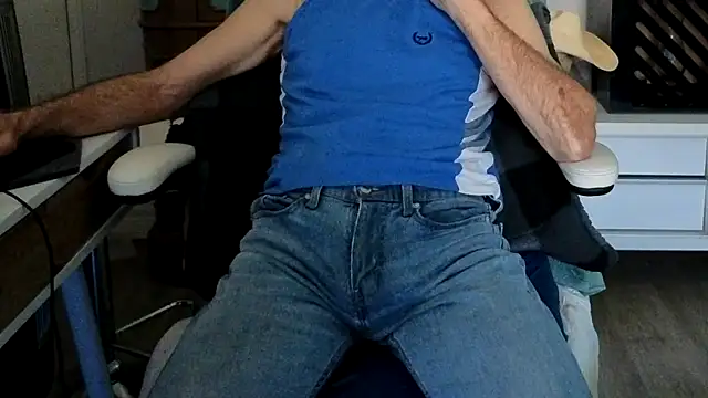 Towndude123 online show from May 30, 7:19 pm