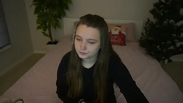 MagicPeachh  online show from January 13, 7:01 am