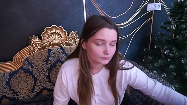 MagicPeachh  online show from January 8, 1:50 pm