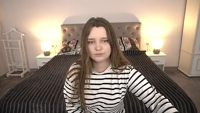 MagicPeachh  online show from June 17, 12:48 pm