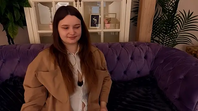 MagicPeachh  online show from March 30, 6:48 am