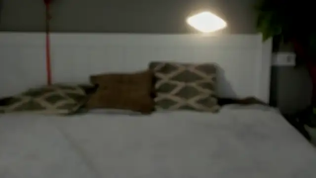 MagicPeachh  online show from March 17, 2:12 pm