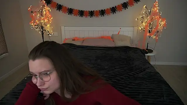 MagicPeachh  online show from October 22, 12:59 pm