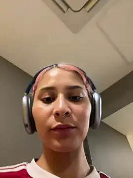 Snapshot of Ramona_Flower chatting on March 1, 8:10 pm Ramona Flower online show from March 1, 8:10 pm