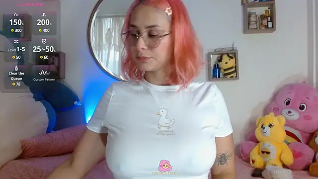 Snapshot of Ramona_Flower chatting on February 16, 10:11 pm Ramona Flower online show from February 16, 10:11 pm