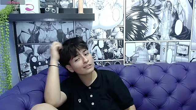 Snapshot of Bryce_Evans chatting on February 14, 9:10 pm Bryce Evans online show from February 14, 9:10 pm