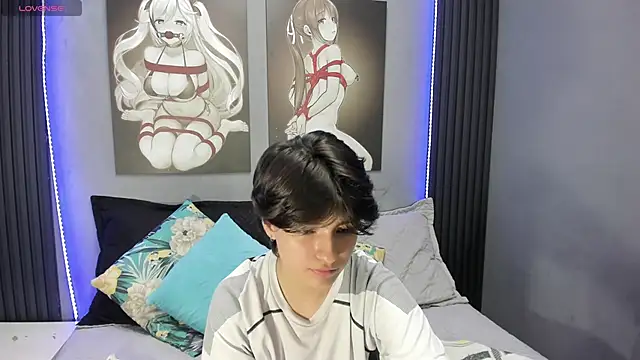 Snapshot of Bryce_Evans chatting on November 28, 3:34 pm Bryce Evans online show from November 28, 3:34 pm