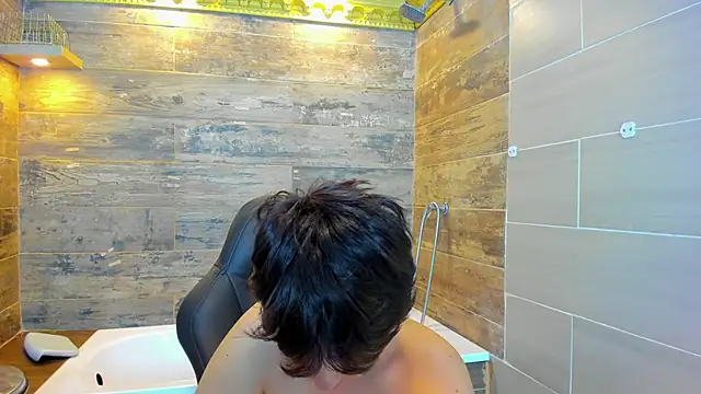 Snapshot of Bryce_Evans chatting on March 14, 7:34 pm Bryce Evans online show from March 14, 7:34 pm