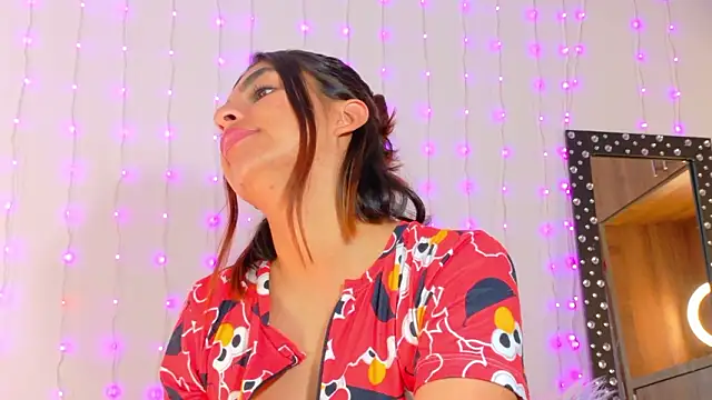 Snapshot of im_anna_ chatting on February 5, 8:04 pm im anna online show from February 5, 8:04 pm