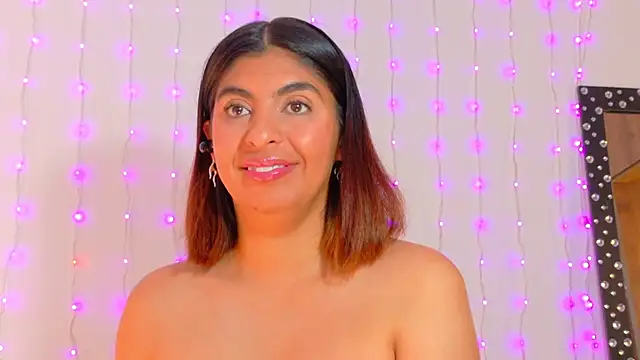 Snapshot of im_anna_ chatting on February 2, 8:41 pm im anna online show from February 2, 8:41 pm