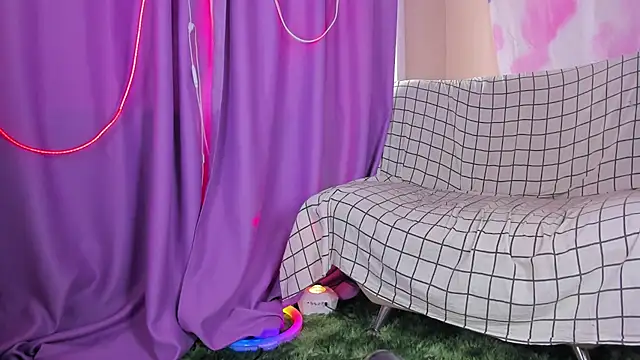 Lexy Lovy online show from September 19, 6:39 am